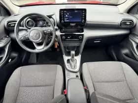 Toyota Yaris-cross (2022) thumbnail 9