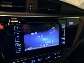 Toyota Auris (2017) thumbnail 20