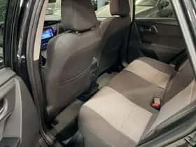 Toyota Auris (2017) thumbnail 25