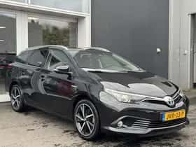 Toyota Auris (2017) thumbnail 30