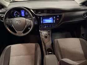 Toyota Auris (2017) thumbnail 36
