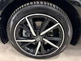 Toyota Auris (2017) thumbnail 54