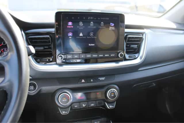 Kia Stonic (2022) thumbnail 26