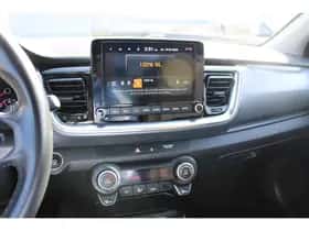 Kia Stonic (2022) thumbnail 63