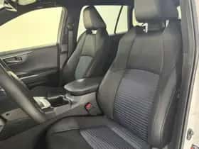 Toyota RAV4 (2025) thumbnail 3