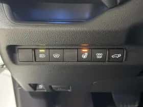 Toyota RAV4 (2025) thumbnail 28