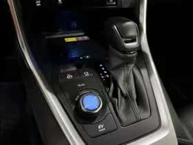 Toyota RAV4 (2025) thumbnail 67