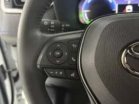 Toyota RAV4 (2025) thumbnail 9