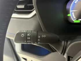 Toyota RAV4 (2025) thumbnail 10