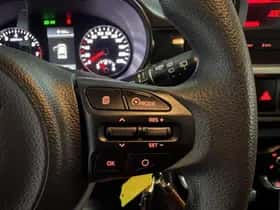 Kia Picanto (2021) thumbnail 35