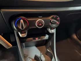 Kia Picanto (2021) thumbnail 37