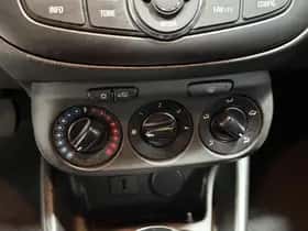 Opel Corsa (2015) thumbnail 43