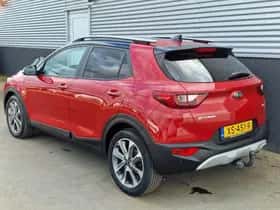 Kia Stonic (2019) thumbnail 5