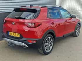 Kia Stonic (2019) thumbnail 52