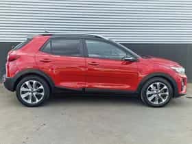 Kia Stonic (2019) thumbnail 53