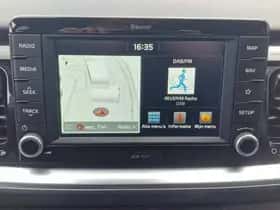 Kia Stonic (2019) thumbnail 61