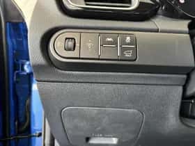 Kia XCeed (2024) thumbnail 18
