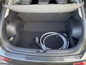 Kia Niro EV (2025) thumbnail 61