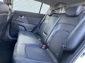 Kia Sportage (2011) thumbnail 35