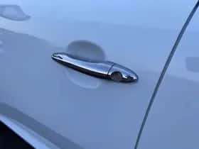 Kia Sportage (2011) thumbnail 52