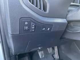 Kia Sportage (2011) thumbnail 60
