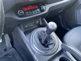 Kia Sportage (2011) thumbnail 68