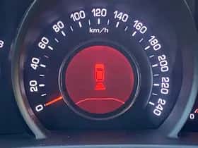 Kia Sportage (2011) thumbnail 73
