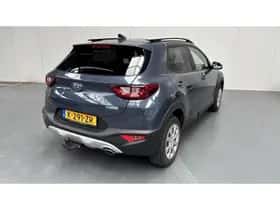 Kia Stonic (2021) thumbnail 15