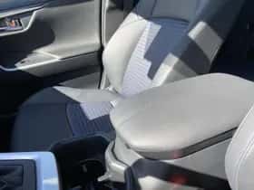 Toyota RAV4 (2025) thumbnail 40