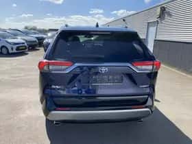Toyota RAV4 (2025) thumbnail 61