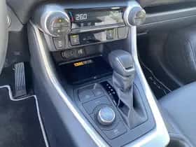 Toyota RAV4 (2025) thumbnail 90