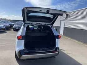 Toyota RAV4 (2025) thumbnail 60