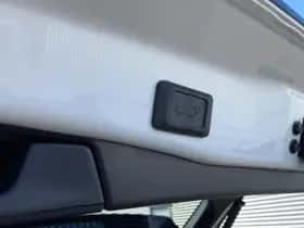 Toyota RAV4 (2025) thumbnail 9