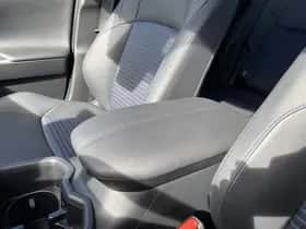 Toyota RAV4 (2025) thumbnail 96