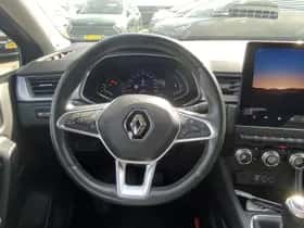 Renault Captur (2021) thumbnail 31