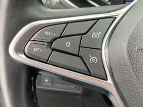 Renault Captur (2021) thumbnail 33