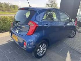 Kia Picanto (2016) thumbnail 32