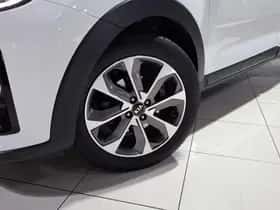 Kia Stonic (2019) thumbnail 26