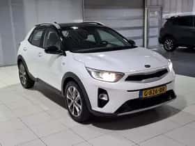 Kia Stonic (2019) thumbnail 27