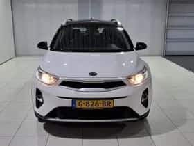Kia Stonic (2019) thumbnail 4