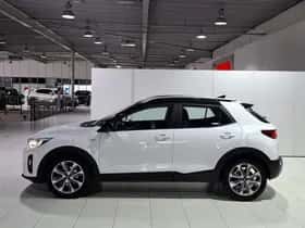 Kia Stonic (2019) thumbnail 32