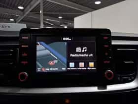 Kia Stonic (2019) thumbnail 41