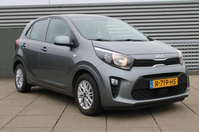 Kia Picanto (2022) thumbnail 2