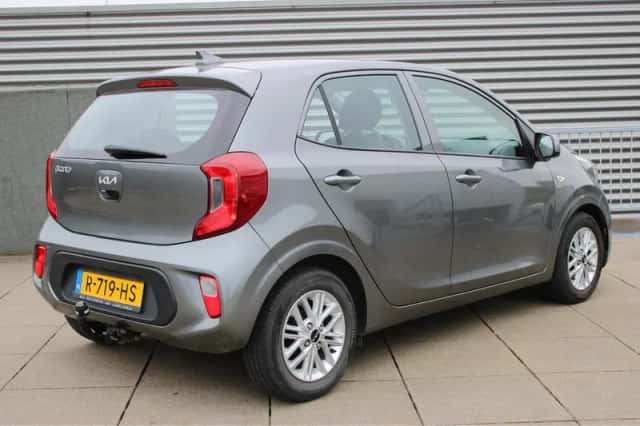 Kia Picanto (2022) thumbnail 9