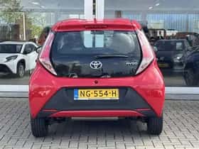 Toyota Aygo (2017) thumbnail 26
