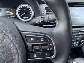 Kia Niro (2018) thumbnail 40