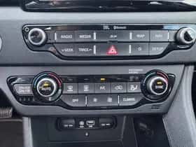 Kia Niro (2018) thumbnail 44