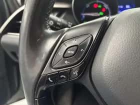 Toyota C-HR (2017) thumbnail 37