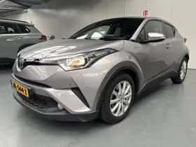 Toyota C-HR (2017) thumbnail 55