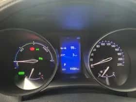 Toyota C-HR (2017) thumbnail 7